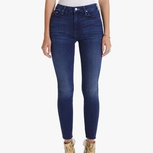 MOTHER - high waisted Looker Ankle Fray in Night Owl